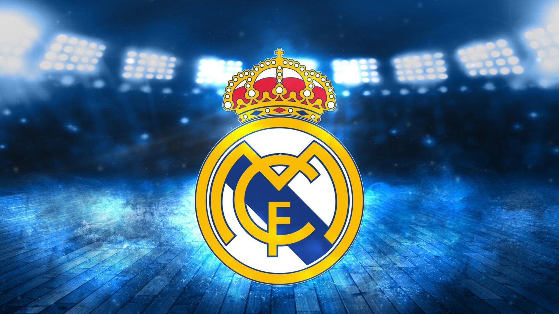 德甲次席球队3-0狂胜延续不败纪录，紧追拜仁但差距依旧显著